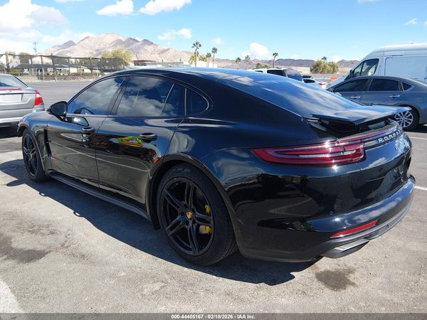 2018 PORSCHE PANAMERA 4