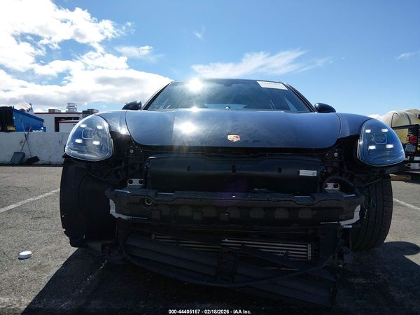 2018 PORSCHE PANAMERA 4