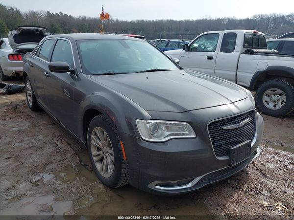 2020 CHRYSLER 300 TOURING — I1