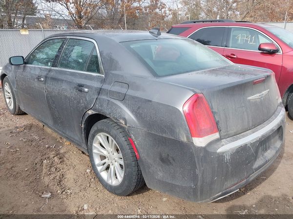 2020 CHRYSLER 300 TOURING — I3