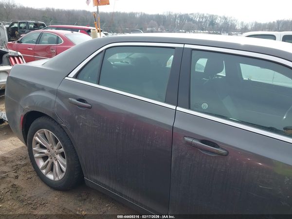 2020 CHRYSLER 300 TOURING — I116