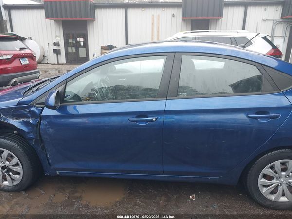 2022 HYUNDAI ACCENT SE
