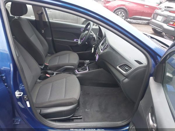 2022 HYUNDAI ACCENT SE