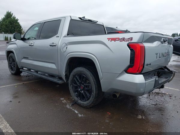 2022 TOYOTA TUNDRA SR5 — I3