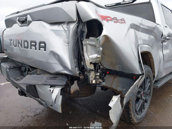 2022 TOYOTA TUNDRA SR5 — I152