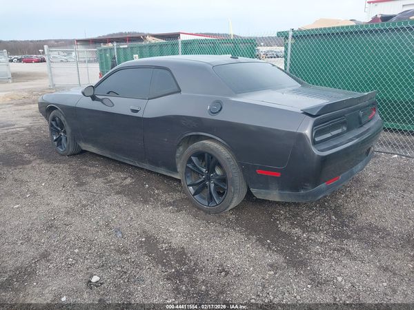 2016 DODGE CHALLENGER SXT