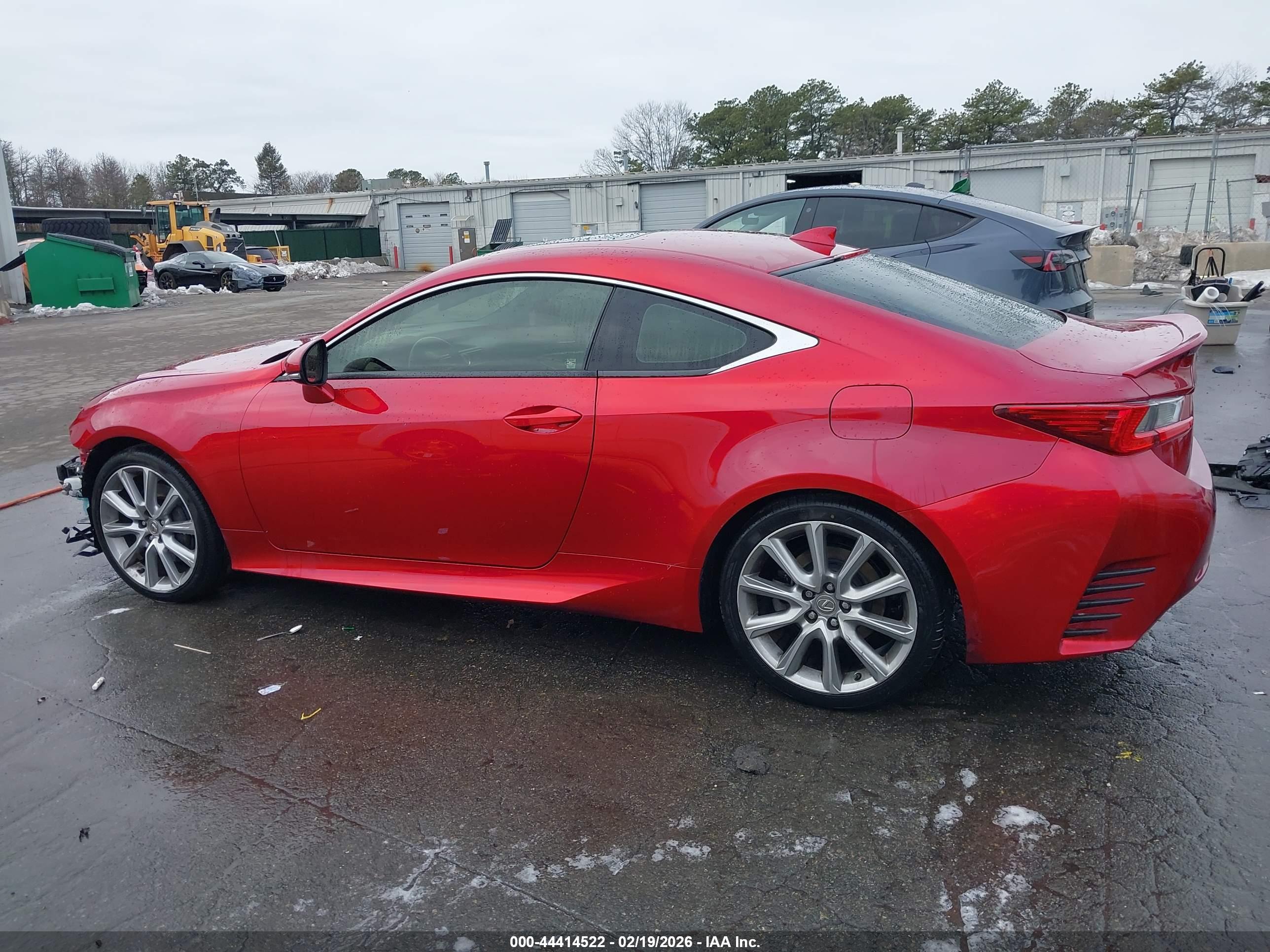 2016 LEXUS RC 200T