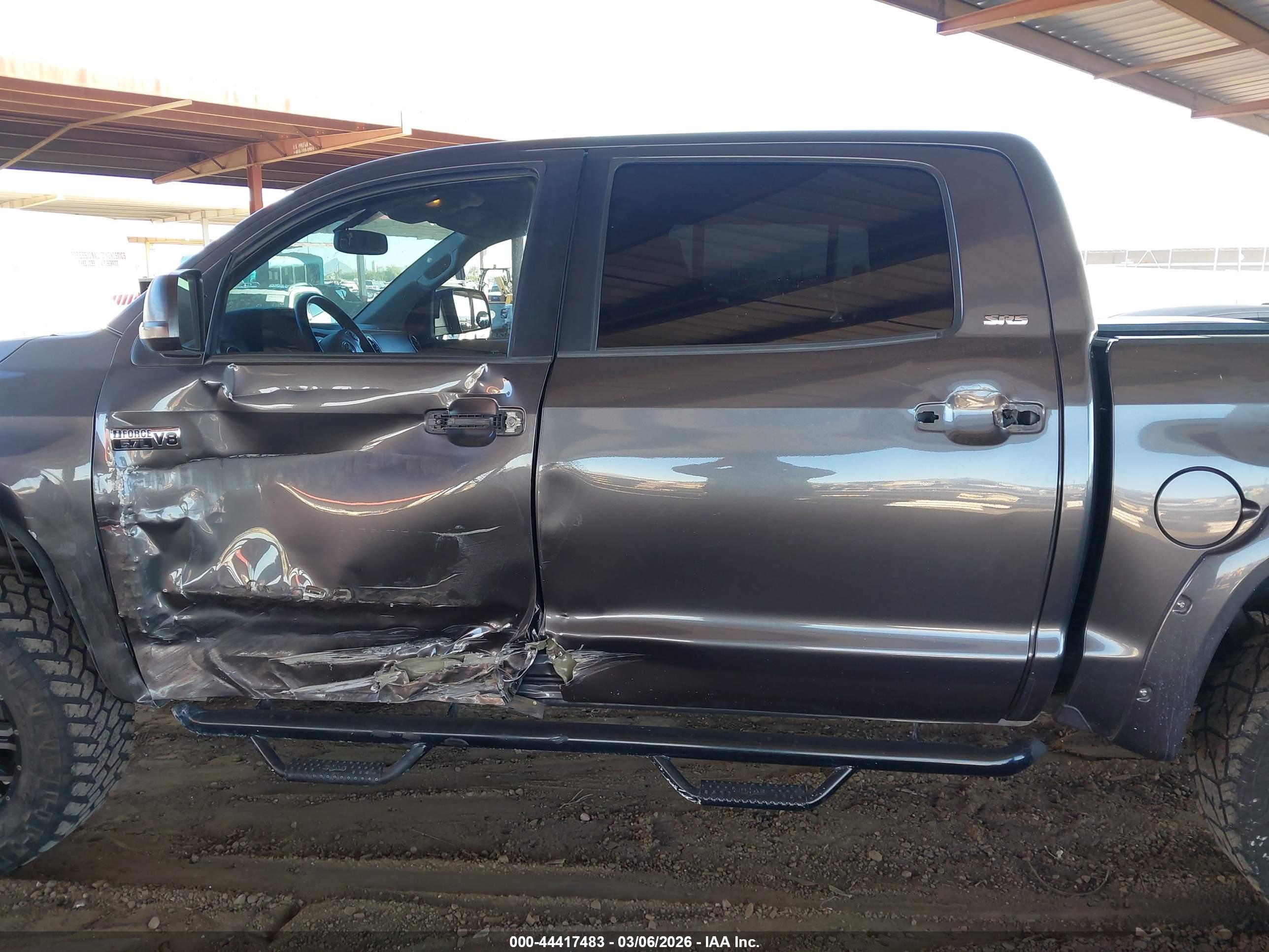 2016 TOYOTA TUNDRA SR5 5.7L V8
