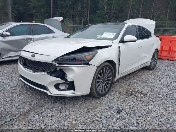 2017 KIA CADENZA PREMIUM