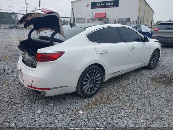 2017 KIA CADENZA PREMIUM