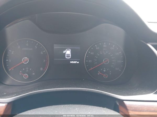 2017 KIA CADENZA PREMIUM
