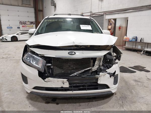 2016 KIA SEDONA LX