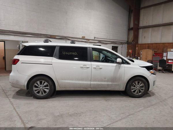 2016 KIA SEDONA LX