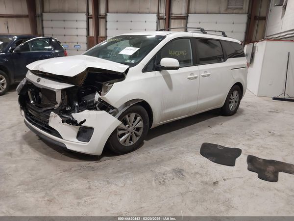 2016 KIA SEDONA LX