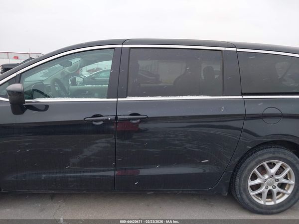 2017 CHRYSLER PACIFICA TOURING — I117