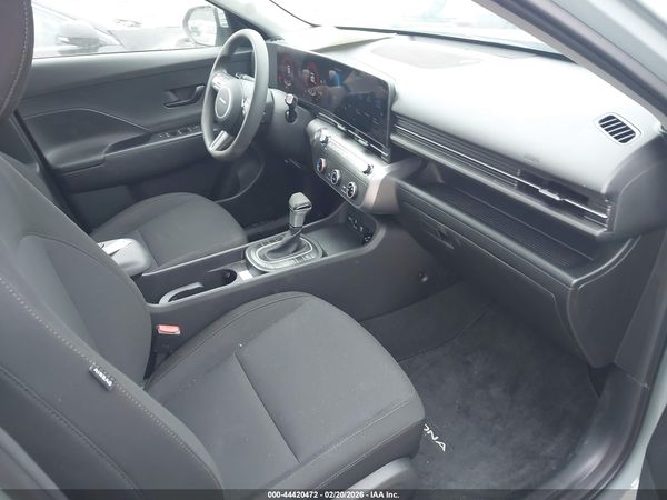 2026 HYUNDAI KONA SE