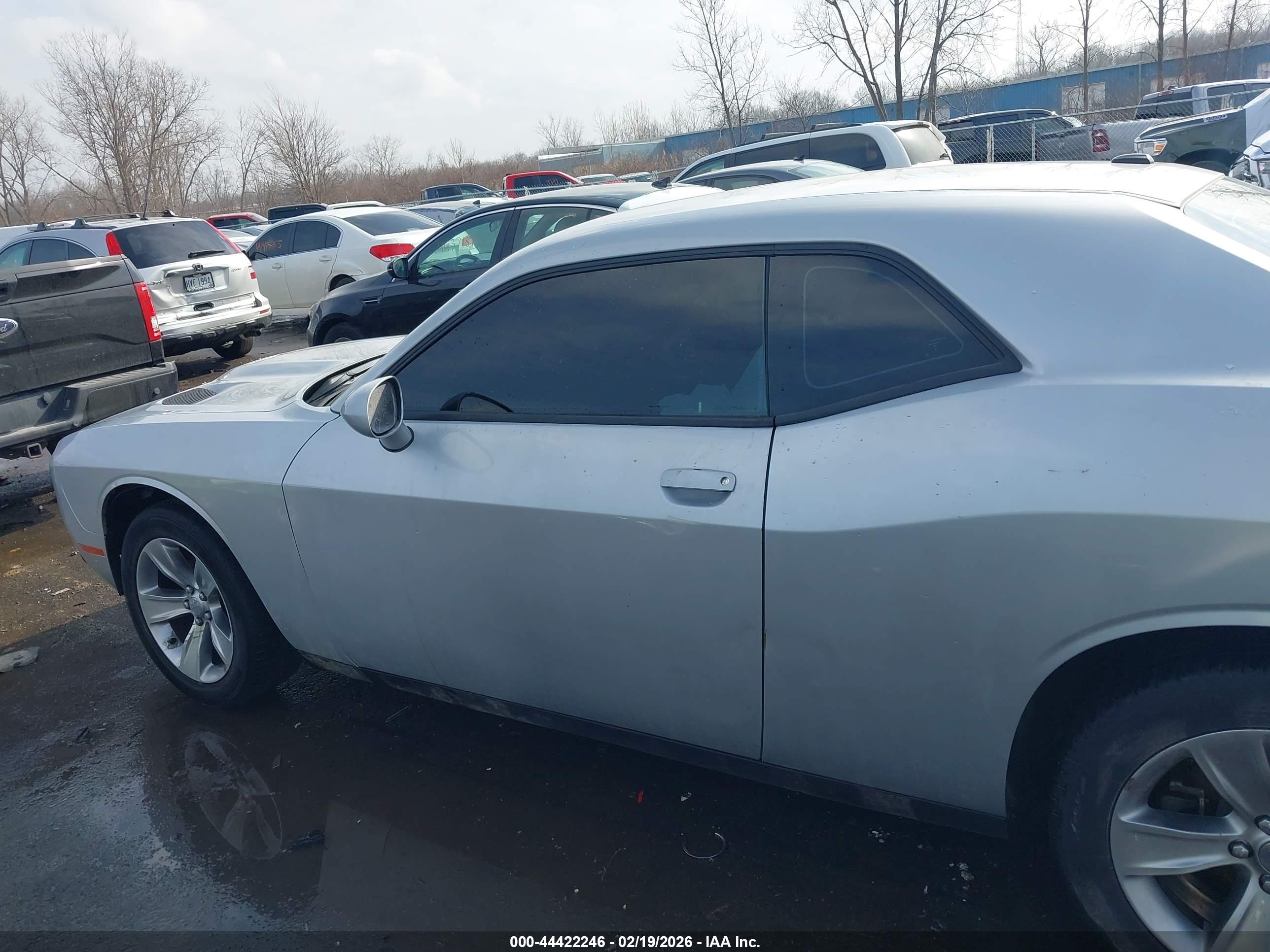 2021 DODGE CHALLENGER SXT