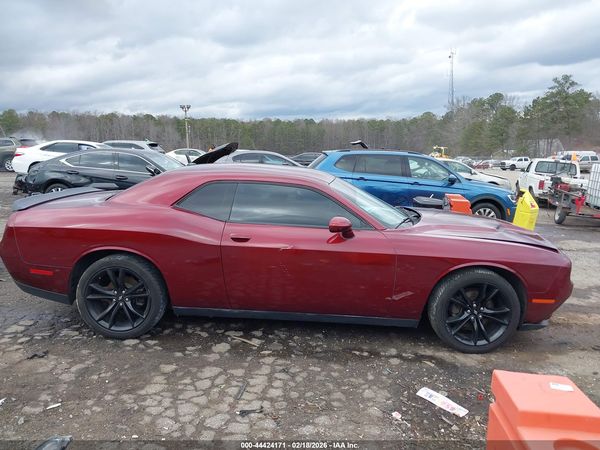 2018 DODGE CHALLENGER SXT