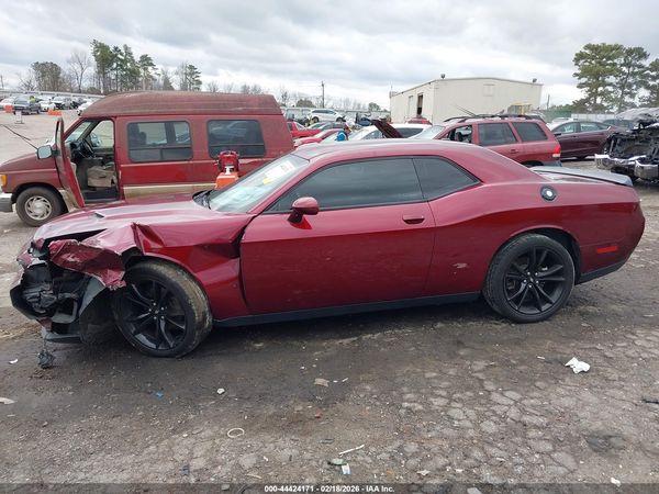 2018 DODGE CHALLENGER SXT