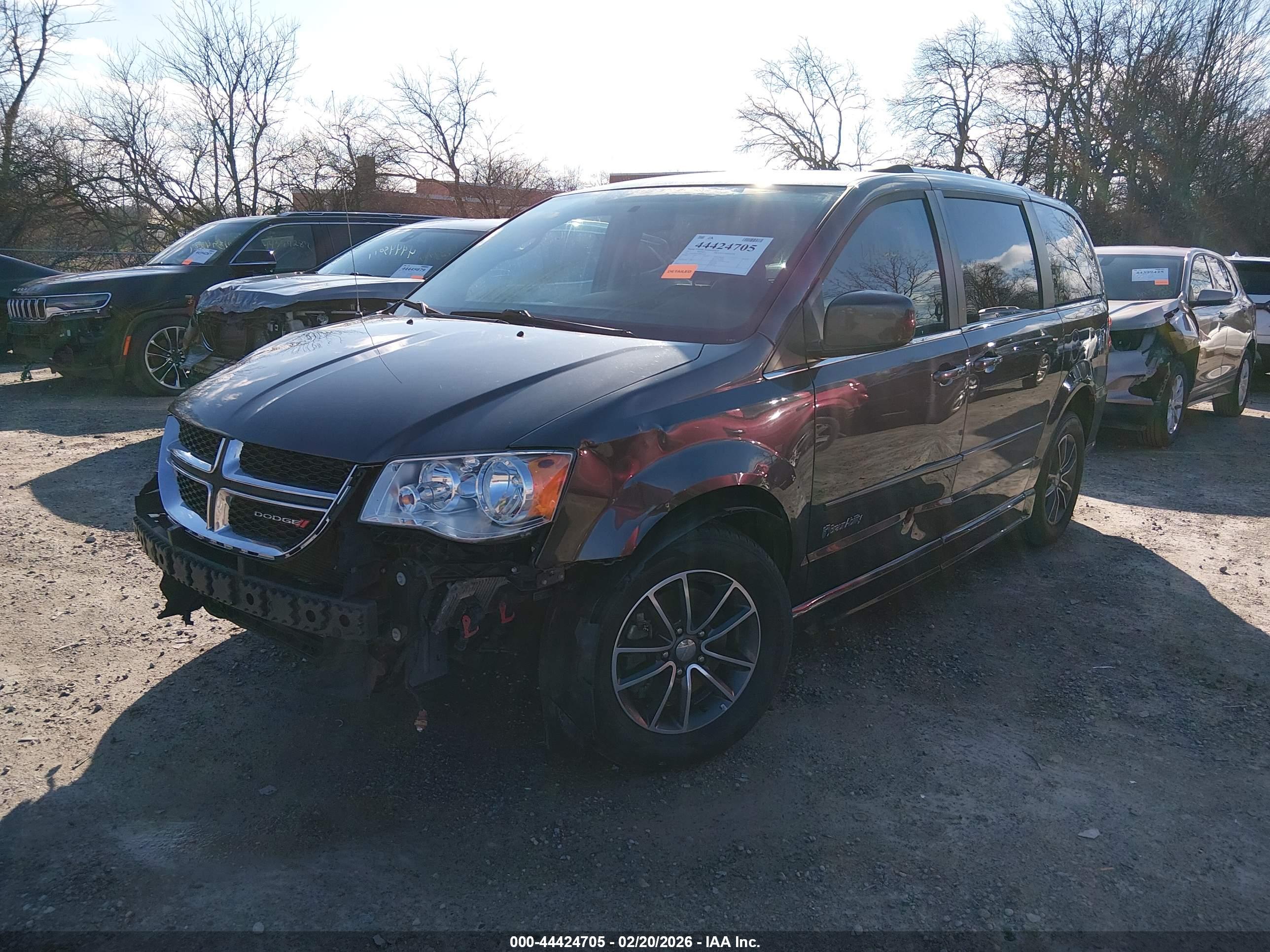2017 DODGE GRAND CARAVAN SXT — I2
