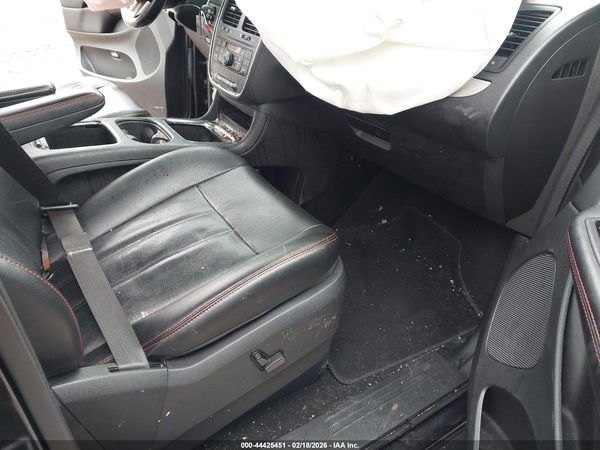 2019 DODGE GRAND CARAVAN GT — I5