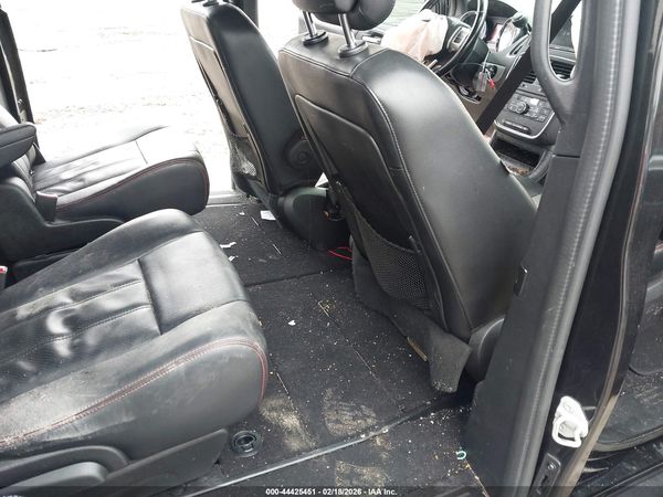 2019 DODGE GRAND CARAVAN GT — I8