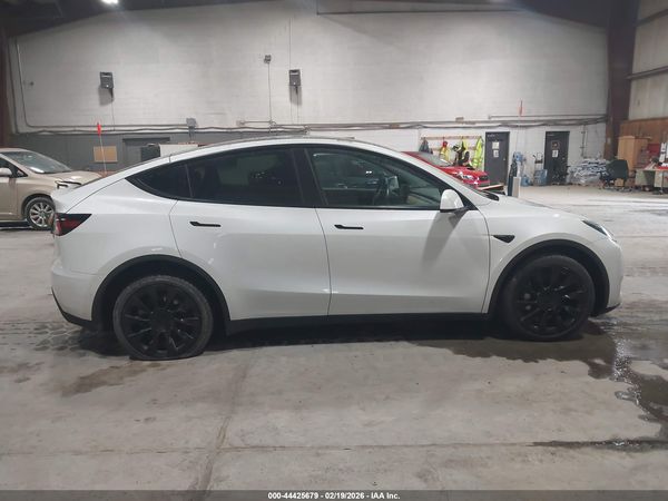 2020 TESLA MODEL Y
