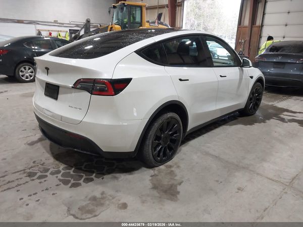 2020 TESLA MODEL Y