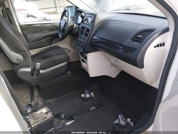 2013 DODGE GRAND CARAVAN SXT — I5