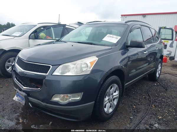 2012 CHEVROLET TRAVERSE — I2