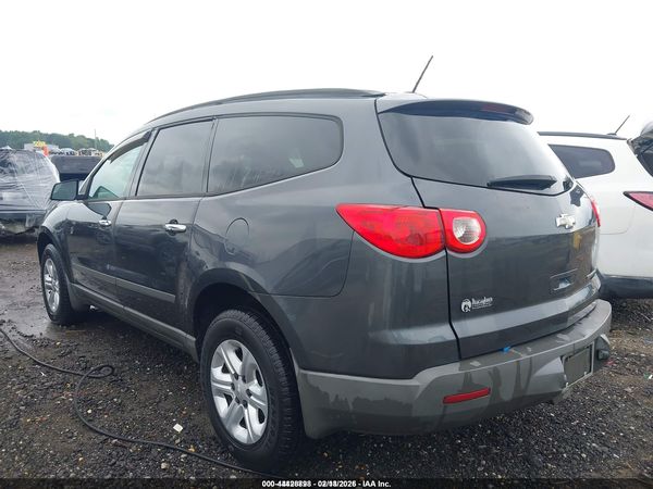 2012 CHEVROLET TRAVERSE LS — I3