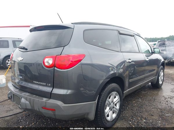 2012 CHEVROLET TRAVERSE LS — I4