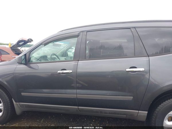2012 CHEVROLET TRAVERSE LS — I117