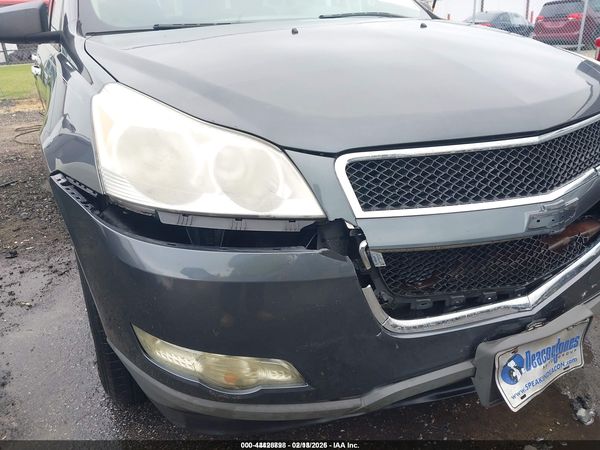 2012 CHEVROLET TRAVERSE LS — I153