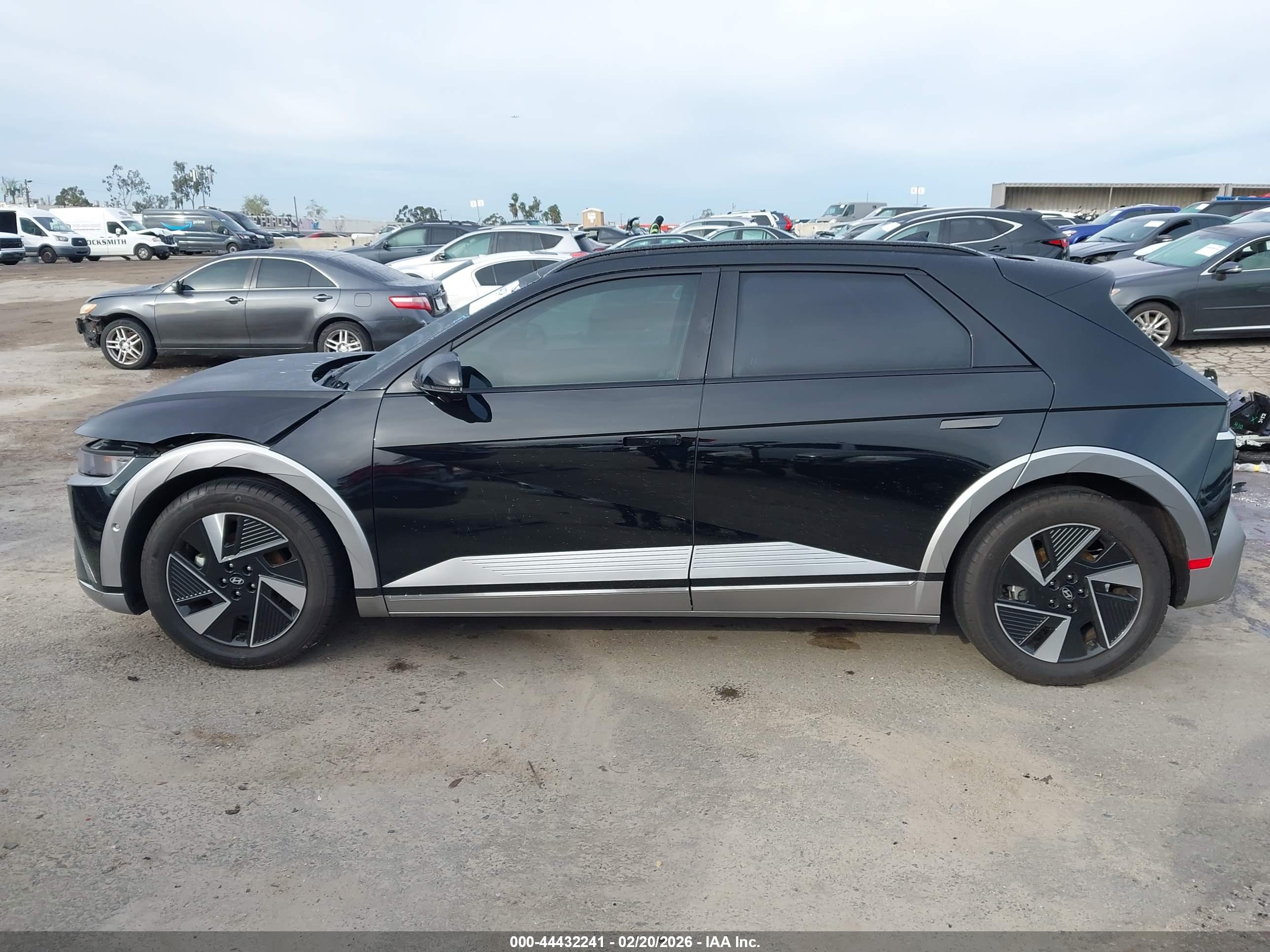 2025 HYUNDAI IONIQ 5 LIMITED