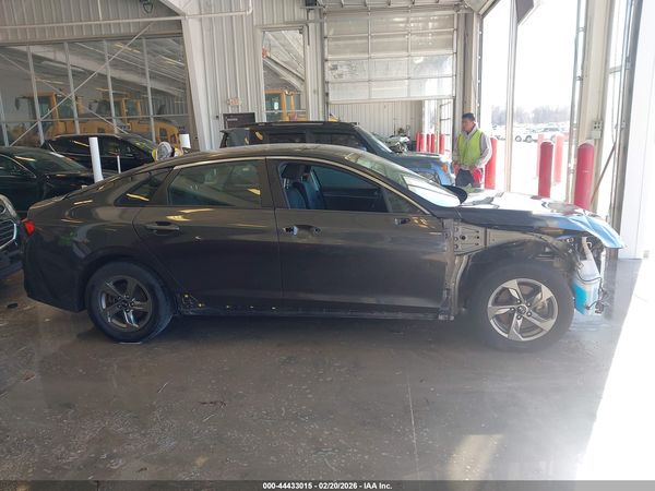 2021 KIA K5 LXS