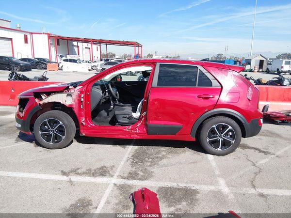 2025 KIA NIRO