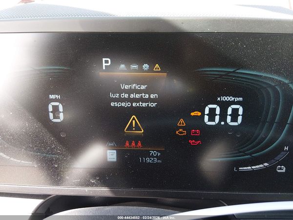2025 KIA NIRO LX