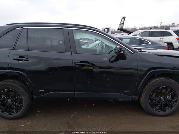 2025 TOYOTA RAV4 HYBRID SE