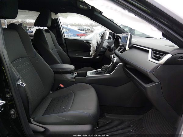 2025 TOYOTA RAV4 HYBRID SE