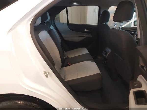 2022 CHEVROLET EQUINOX FWD LS — I8