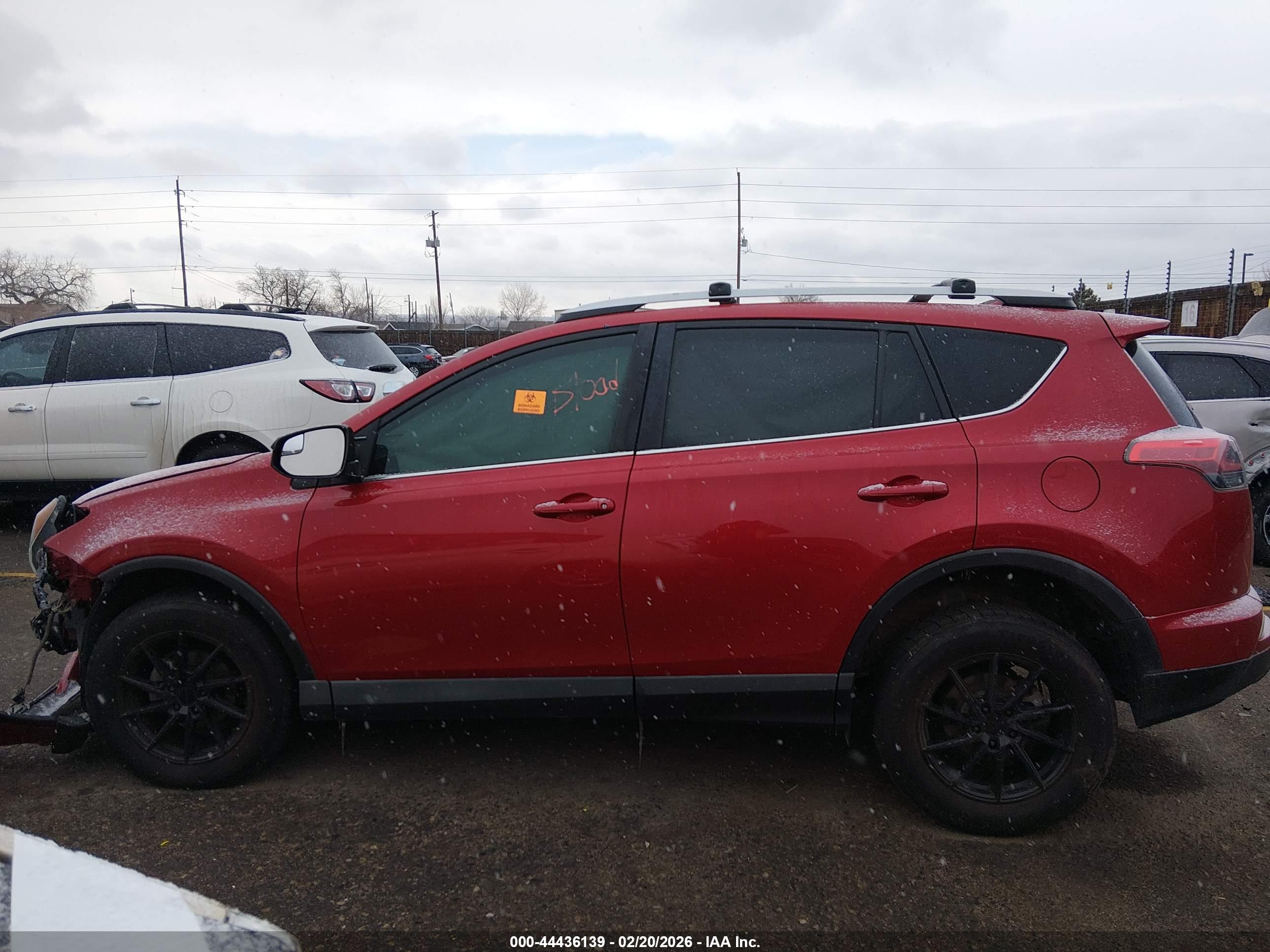 2016 TOYOTA RAV4 LE