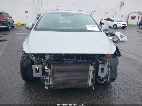 2021 HYUNDAI IONIQ PLUG-IN HYBRID LIMITED