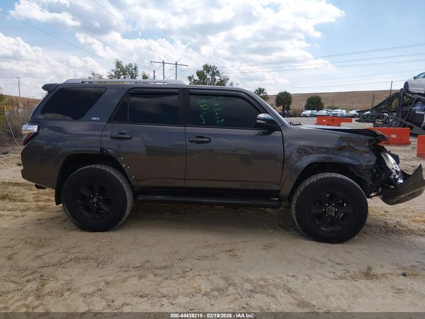 2017 TOYOTA 4RUNNER SR5 PREMIUM