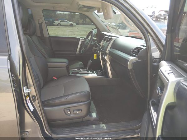2017 TOYOTA 4RUNNER SR5 PREMIUM