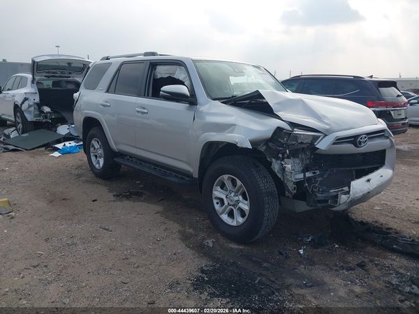2022 TOYOTA 4RUNNER SR5 PREMIUM
