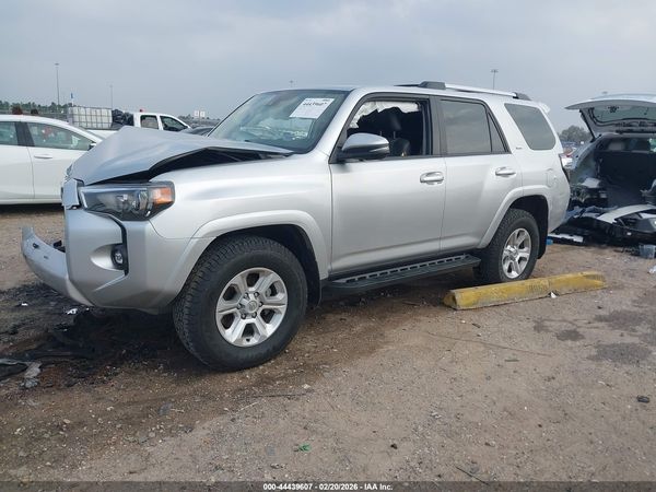 2022 TOYOTA 4RUNNER SR5 PREMIUM