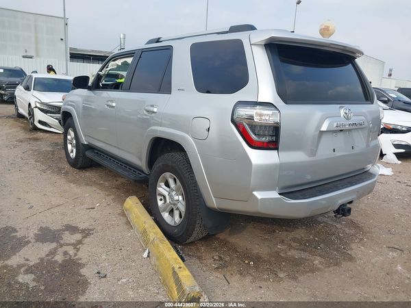2022 TOYOTA 4RUNNER SR5 PREMIUM