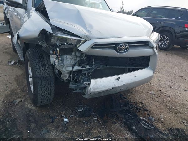 2022 TOYOTA 4RUNNER SR5 PREMIUM