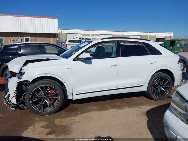 2023 AUDI Q8